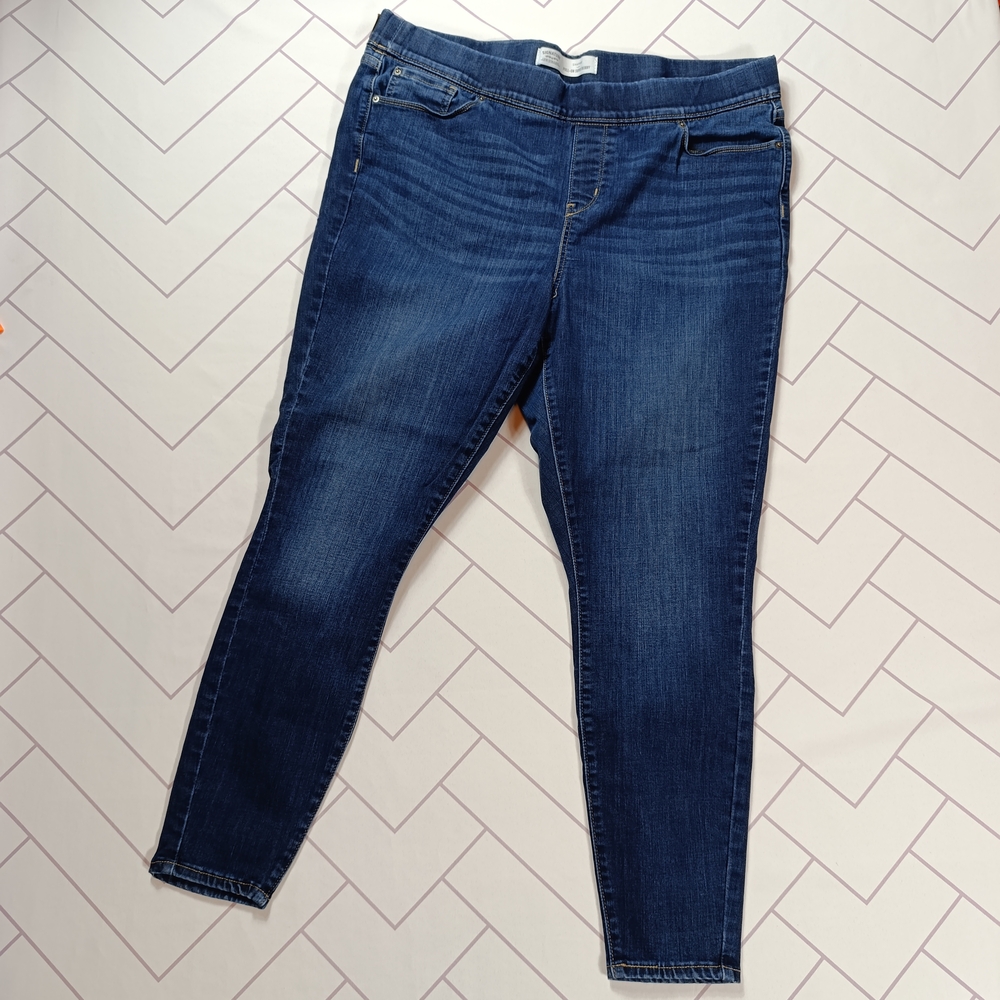 Signature by Levi Strauss Pull On Shaping Super Skinny Jeans Size 20 Plus Size